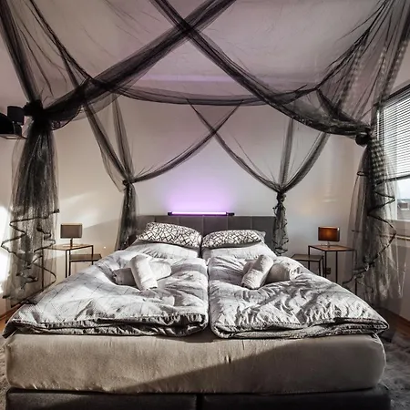 Appartement Bold & Black - Balcony - Netflix - Wifi - 5 Person Bochum