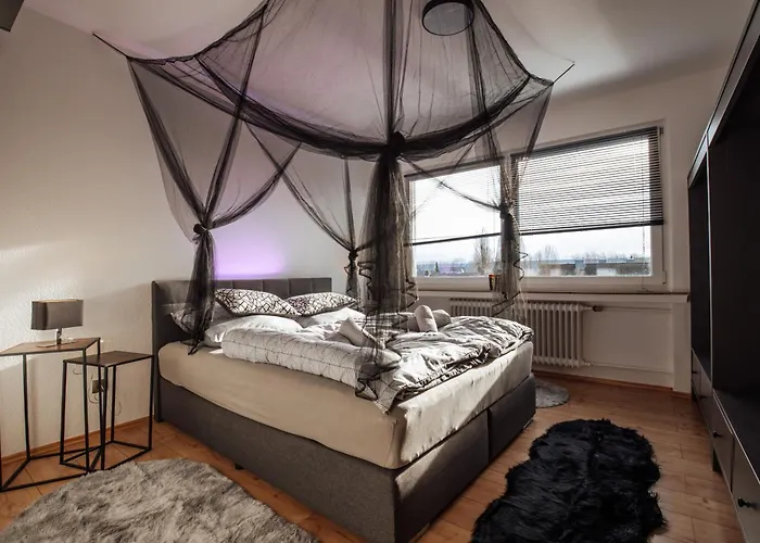 Bold & Black - Balcony - Netflix - Wifi - 5 Person Bochum